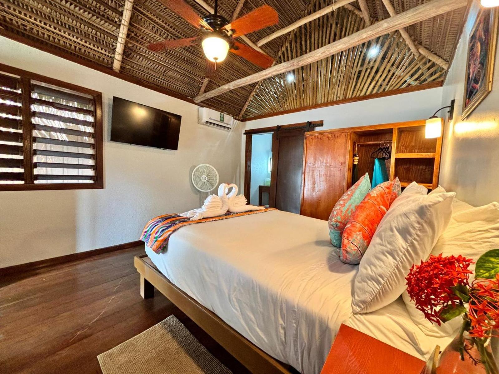 Azure Del Mar Otel Maya Beach Dış mekan fotoğraf