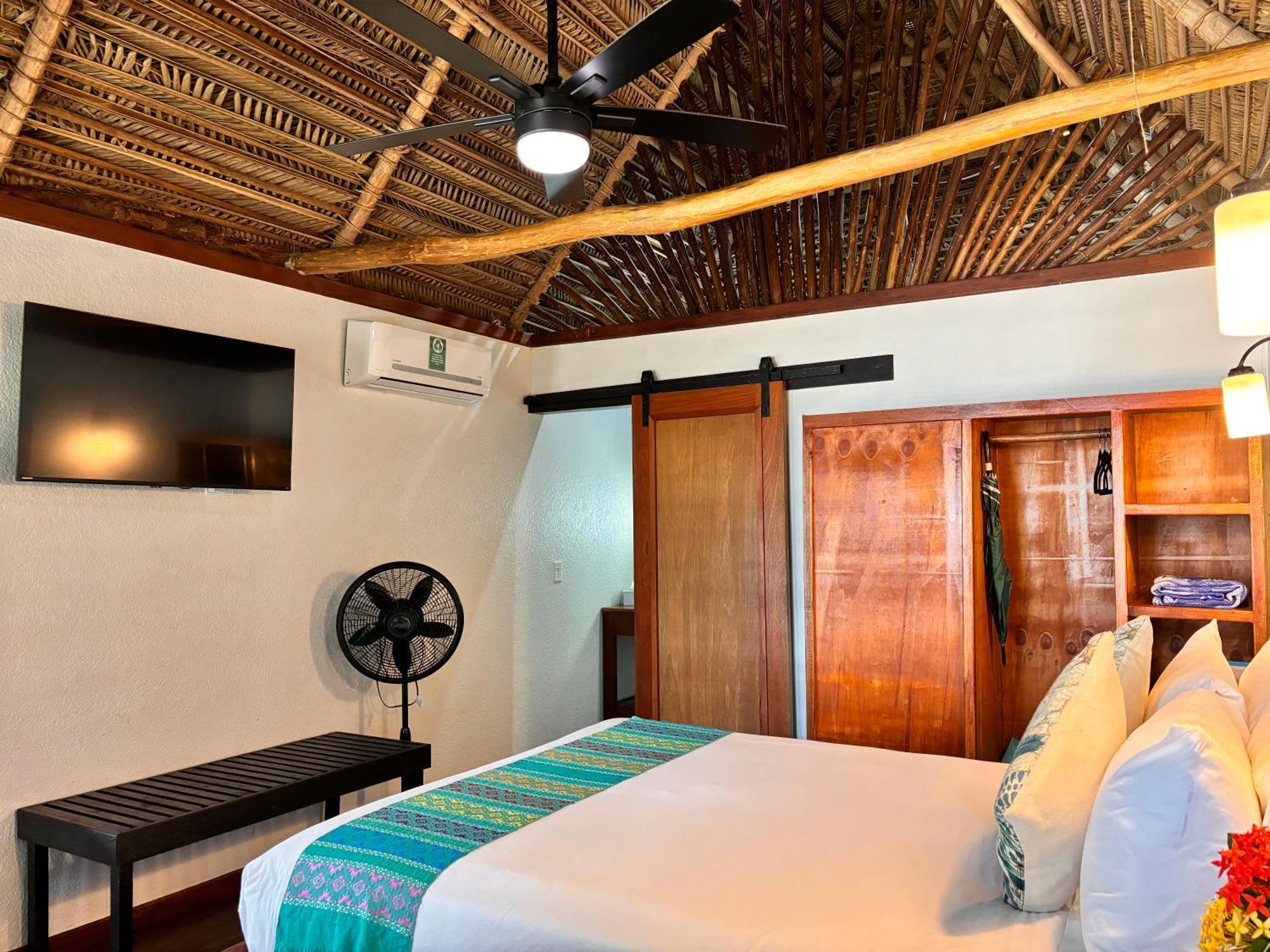 Azure Del Mar Otel Maya Beach Dış mekan fotoğraf