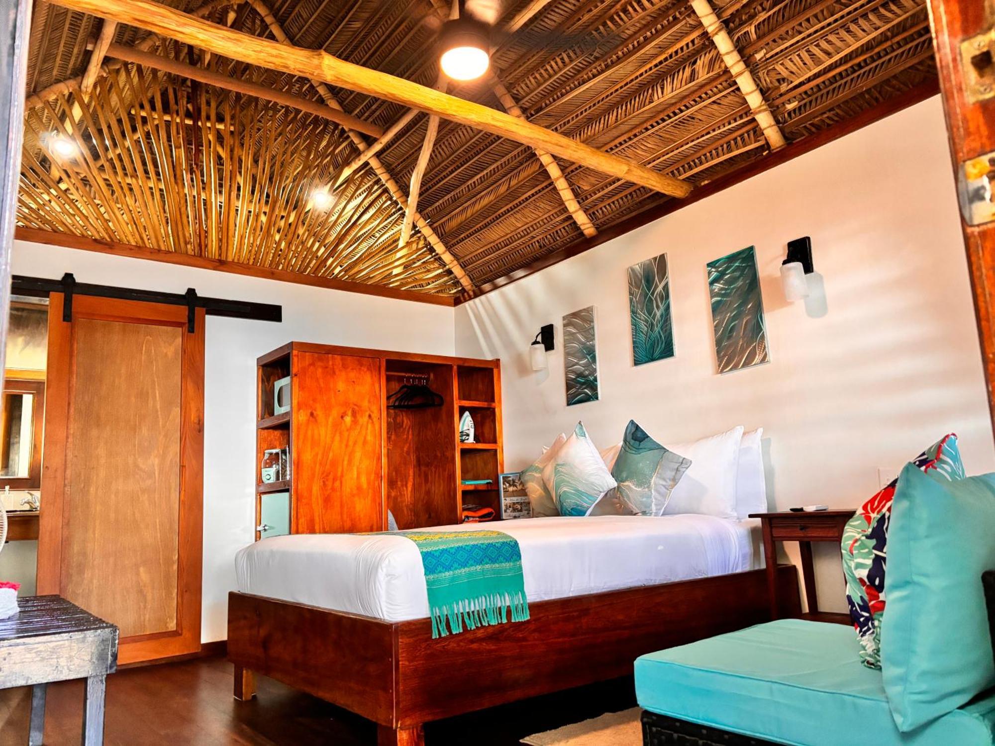 Azure Del Mar Otel Maya Beach Dış mekan fotoğraf